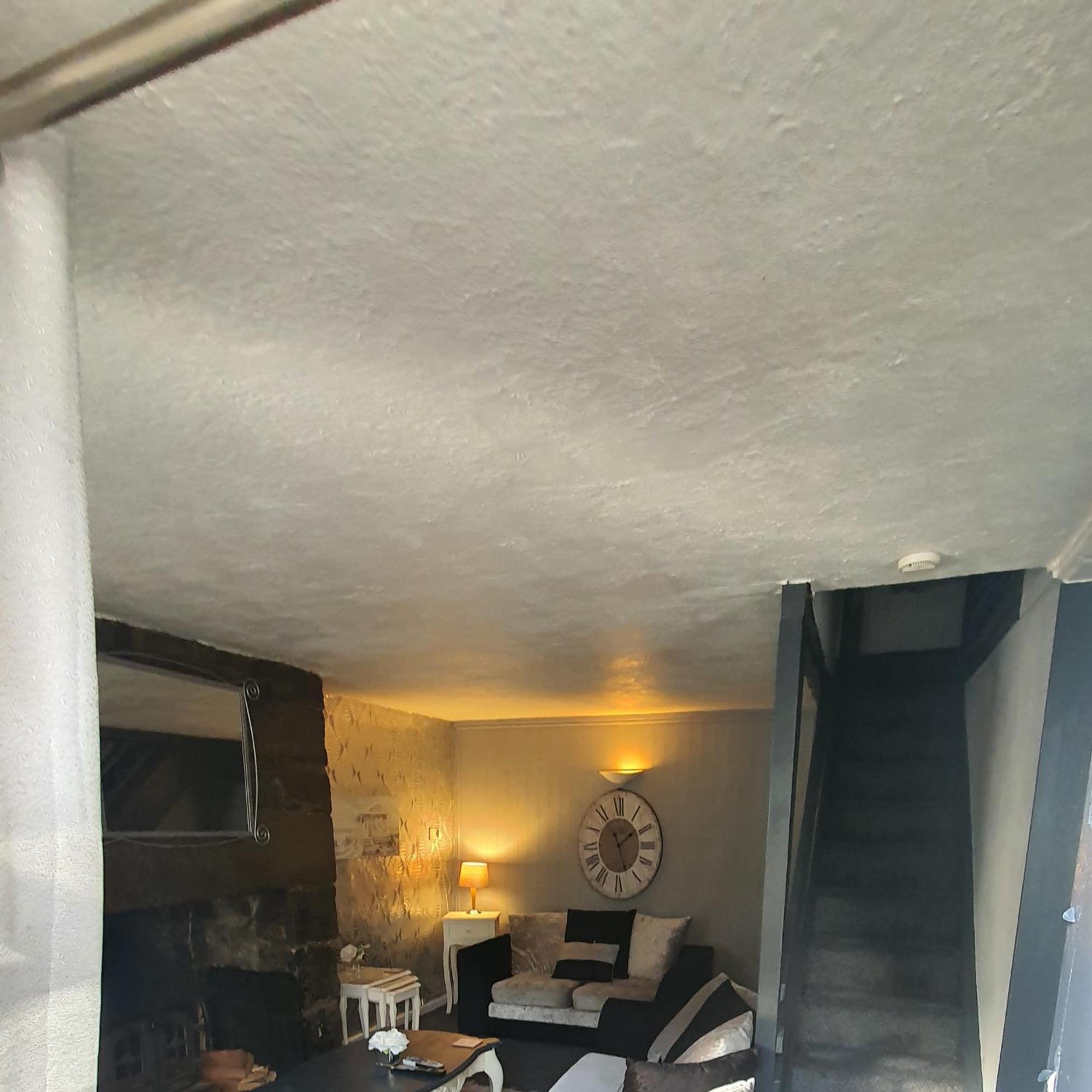 3 Bed Cottage Tremadog Номер фото